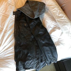 Men’s black coat